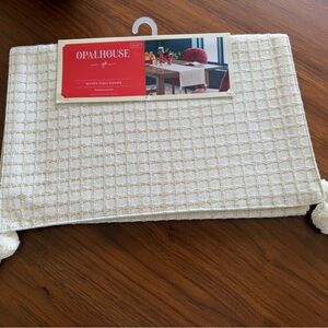 Opalhouse Cream and Gold Woven Table Runner